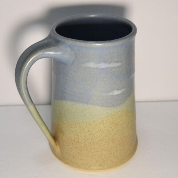 Vintage GK Pottery Set Of 3 Mugs Graduating Sizes Clouds In Sky Design Beach - Picture 3 of 9